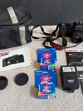 Pentax A3000 35mm Camera 1:2 50mm & Flash Case Strap Manuals Battery Tested